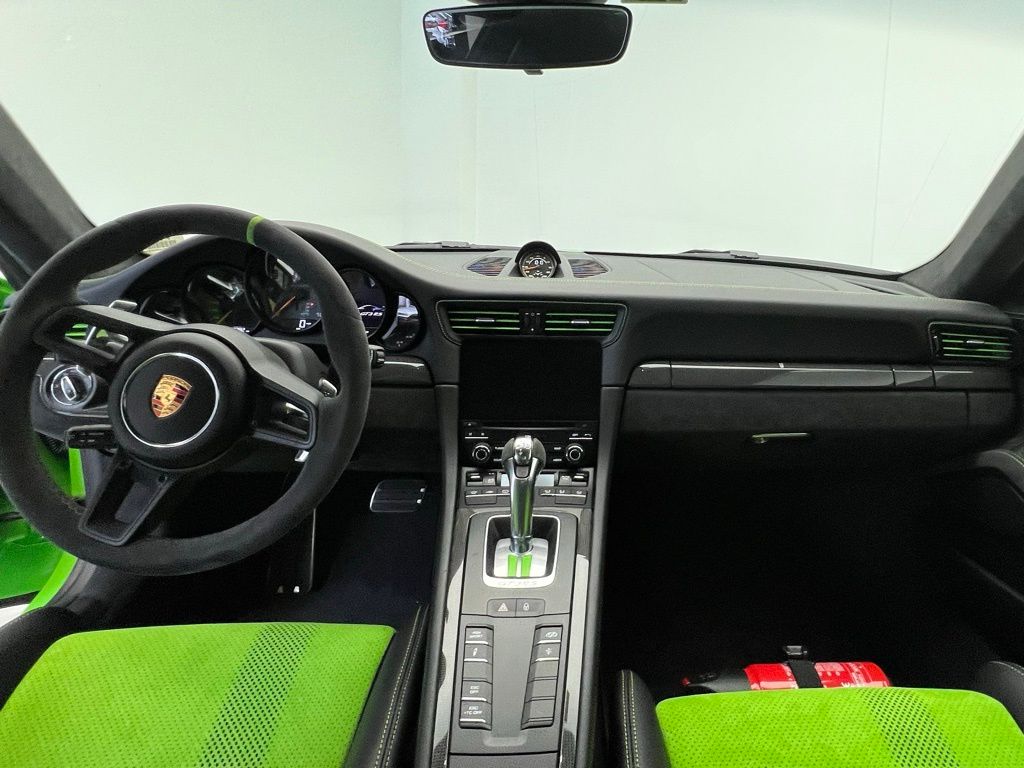 2019 Porsche 911 GT3 6