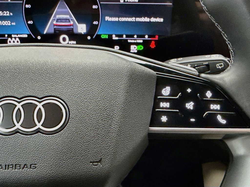 Thumbnail: 2025 Audi Q5 - 12