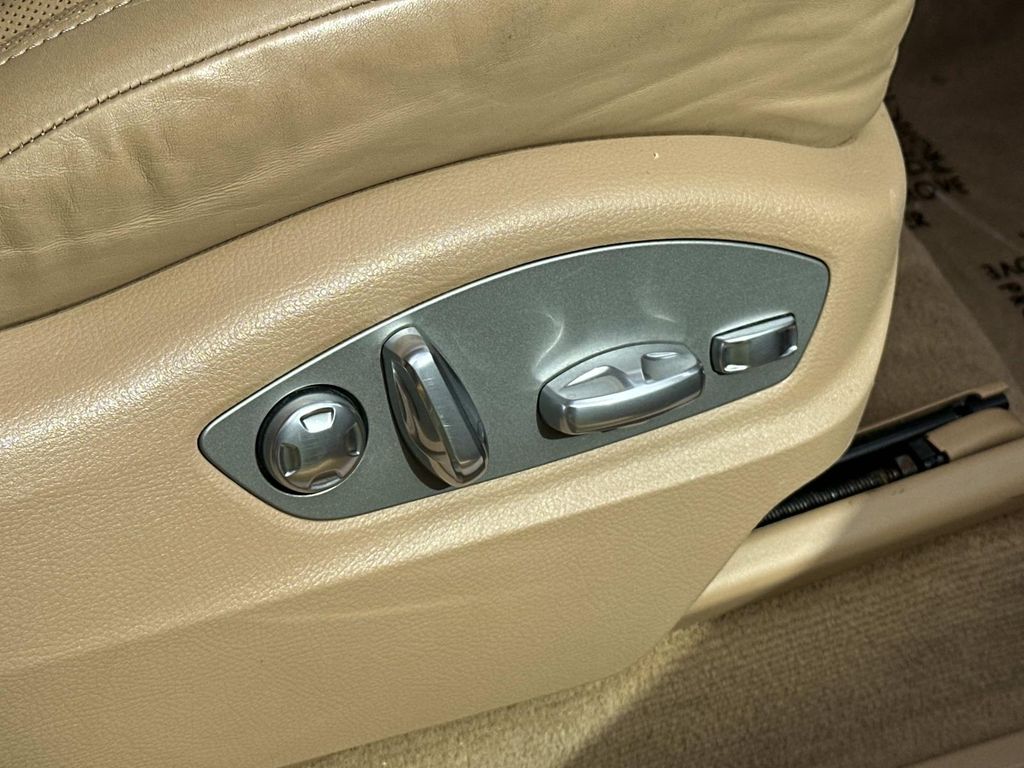 Thumbnail: 2014 Porsche Cayenne - 22