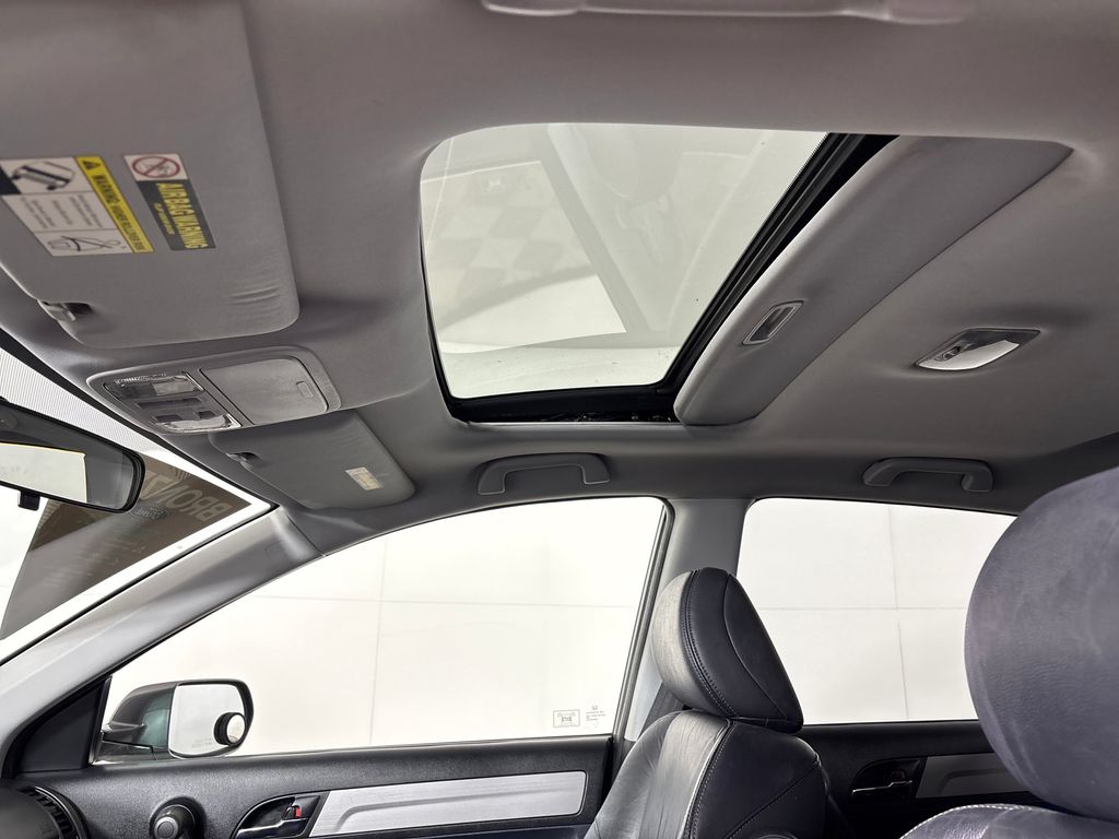 Used 2011  Honda EX-L image 31
