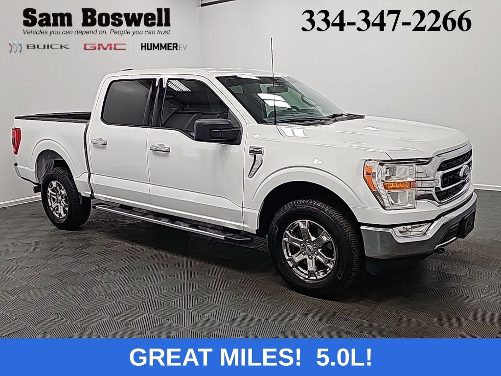Oxford White 2023 Ford F-150 XLT SuperCrew 4WD Pickup Truck Four-Wheel Drive Automatic
