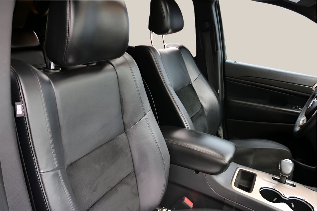 Used Car 2015 Jeep Grand Cherokee  Altitude For Sale Under $15,000 In Austin, Texas