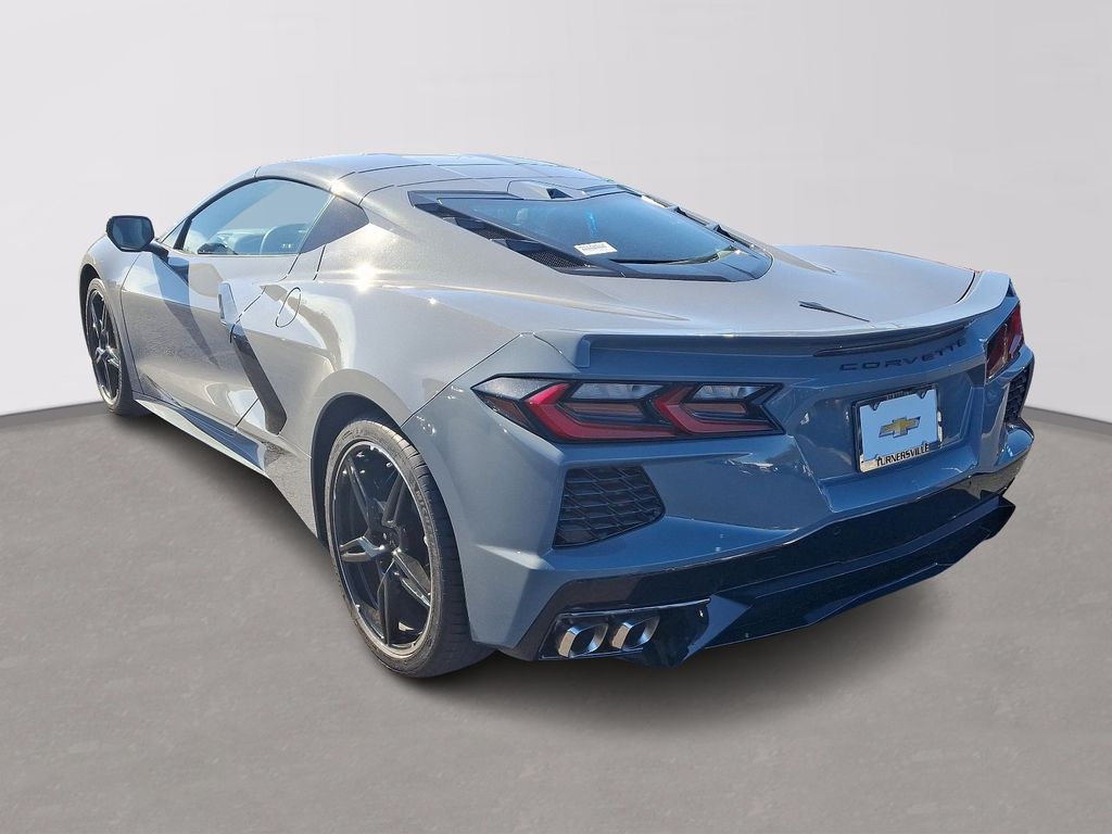 2024 Chevrolet Corvette Stingray 3