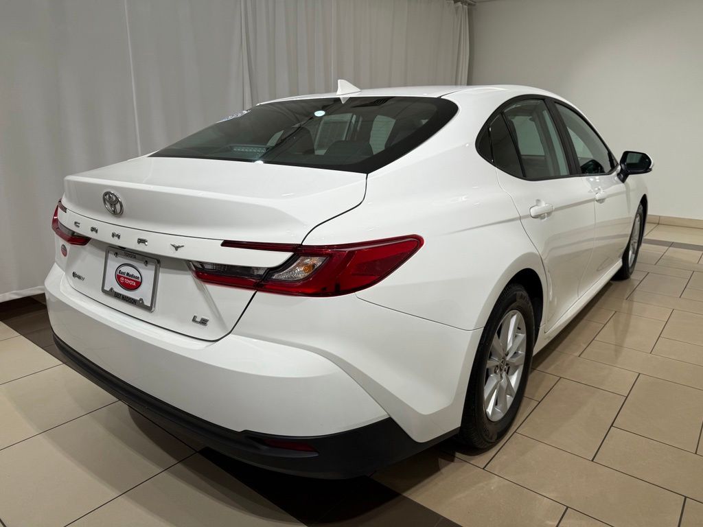 Thumbnail: 2025 Toyota Camry - 5