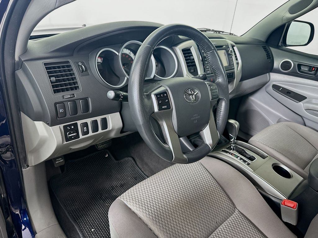 2013 Toyota Tacoma PreRunner 9