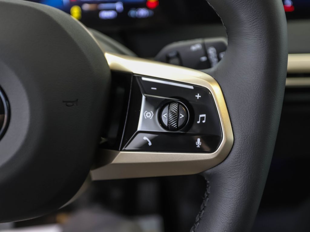 Thumbnail: 2026 BMW iX - 13