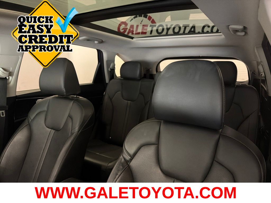 Used 2025 Kia Sorento SUV