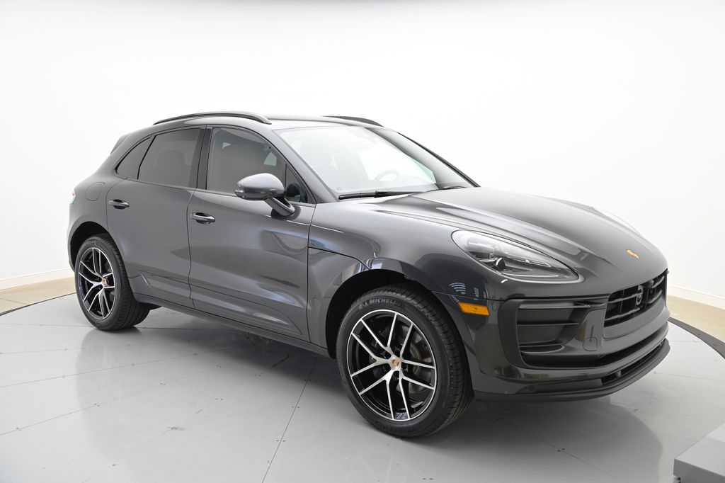 Thumbnail: 2024 Porsche Macan - 5