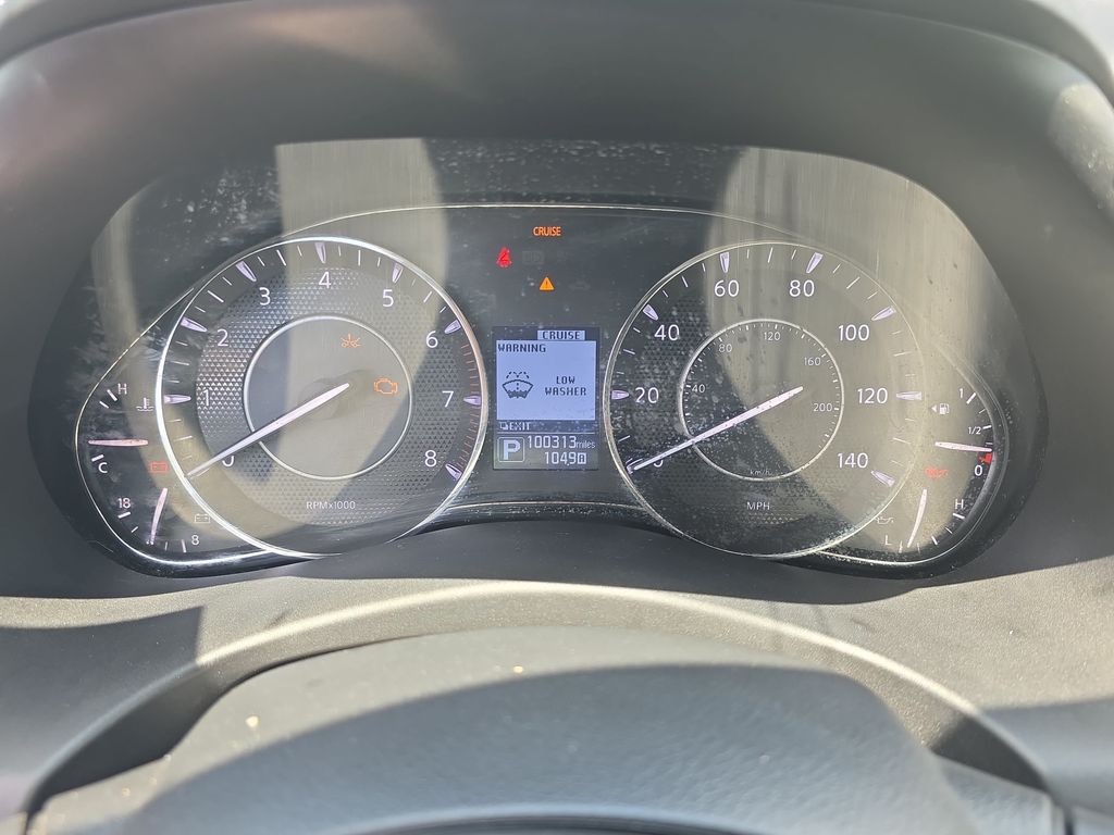 Used 2019 Silver Nissan Platinum image 5