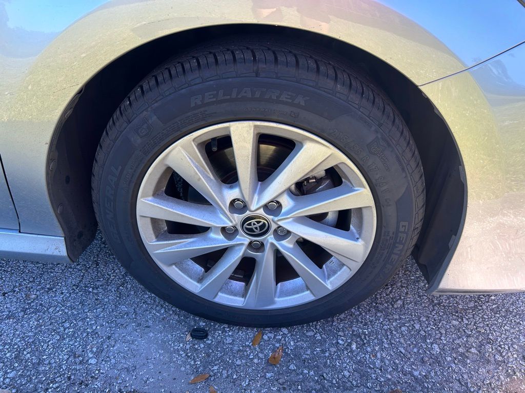 Thumbnail: 2023 Toyota Camry - 8