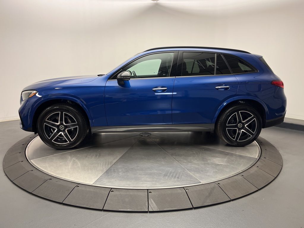 Thumbnail: 2025 Mercedes-Benz GLC - 4