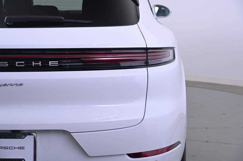 Thumbnail: 2025 Porsche Cayenne - 14