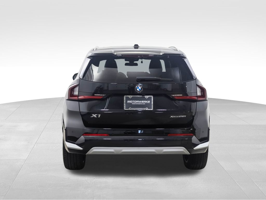 Thumbnail: 2026 BMW X1 - 5