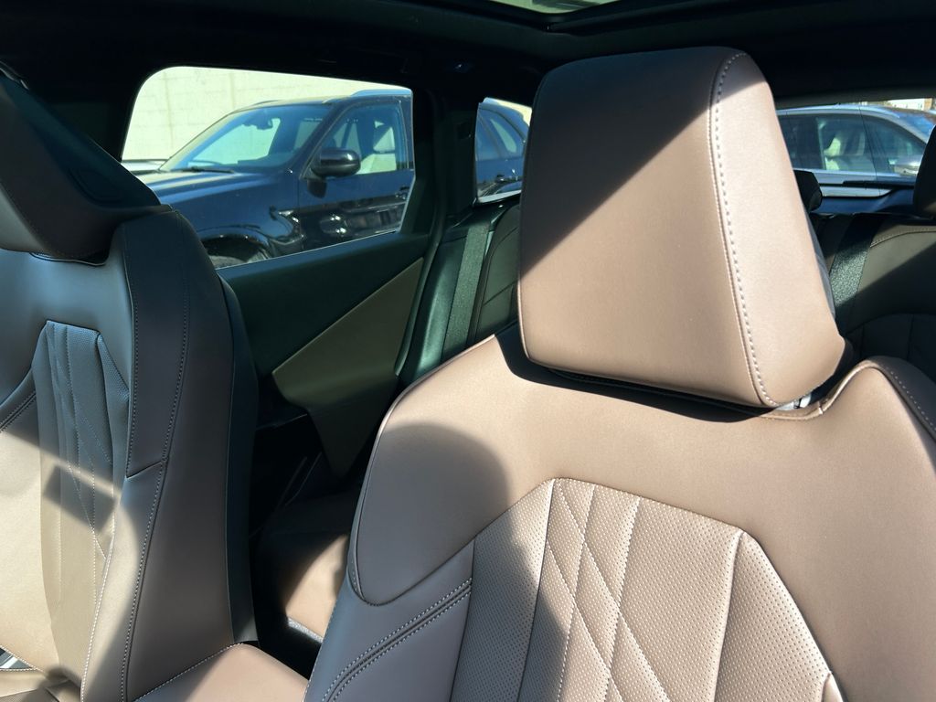 Thumbnail: 2026 BMW X3 - 14