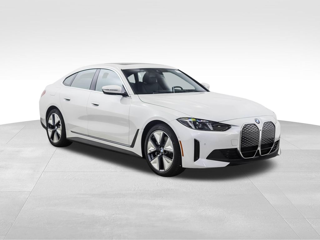 Thumbnail: 2026 BMW i4 - 7