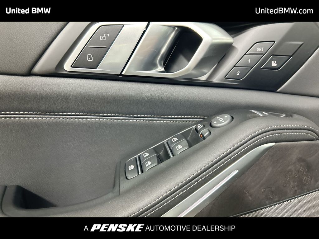 Thumbnail: 2026 BMW X5 - 11