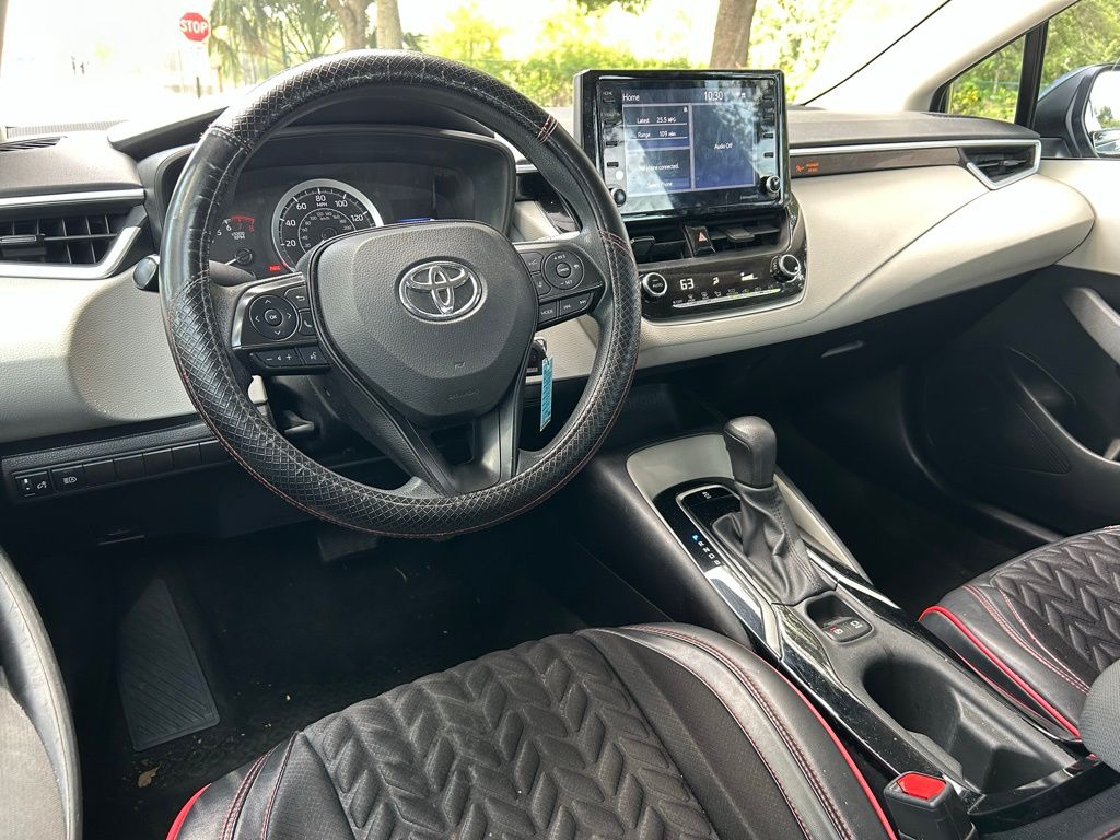 2022 Toyota Corolla LE 12