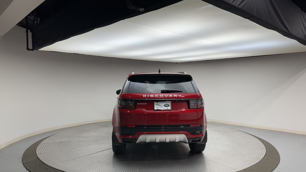 2024 Land Rover Discovery Sport S 7