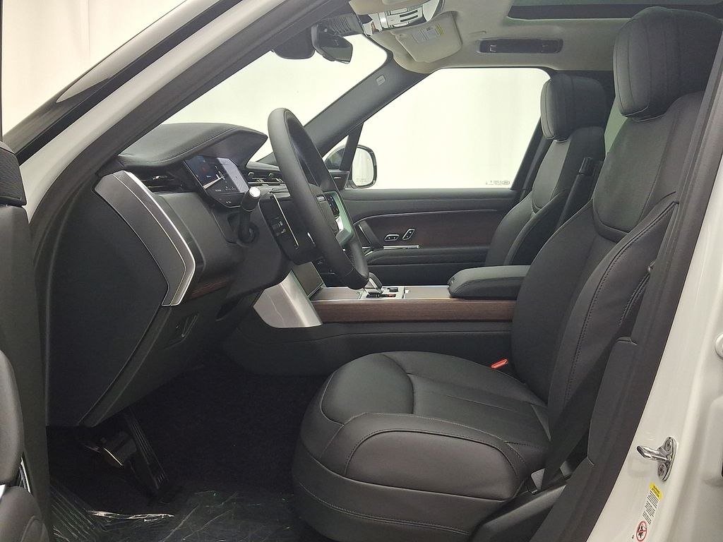 Thumbnail: 2027 Land Rover Range Rover - 10