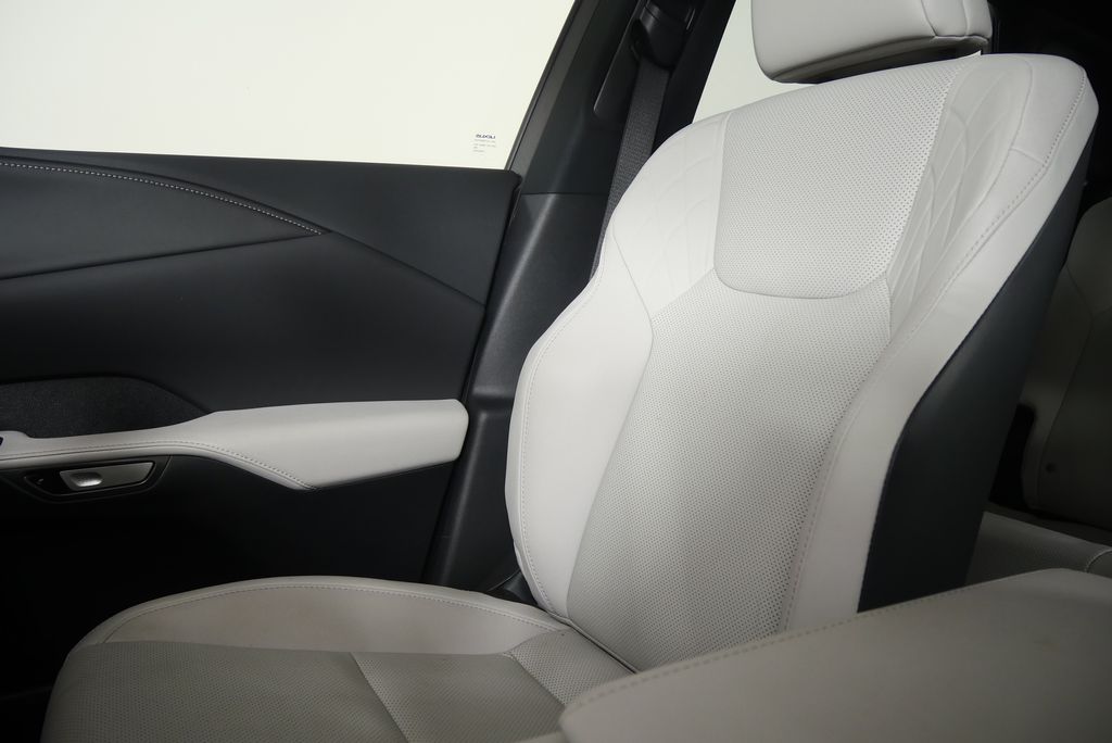 Thumbnail: 2024 Lexus RX - 26