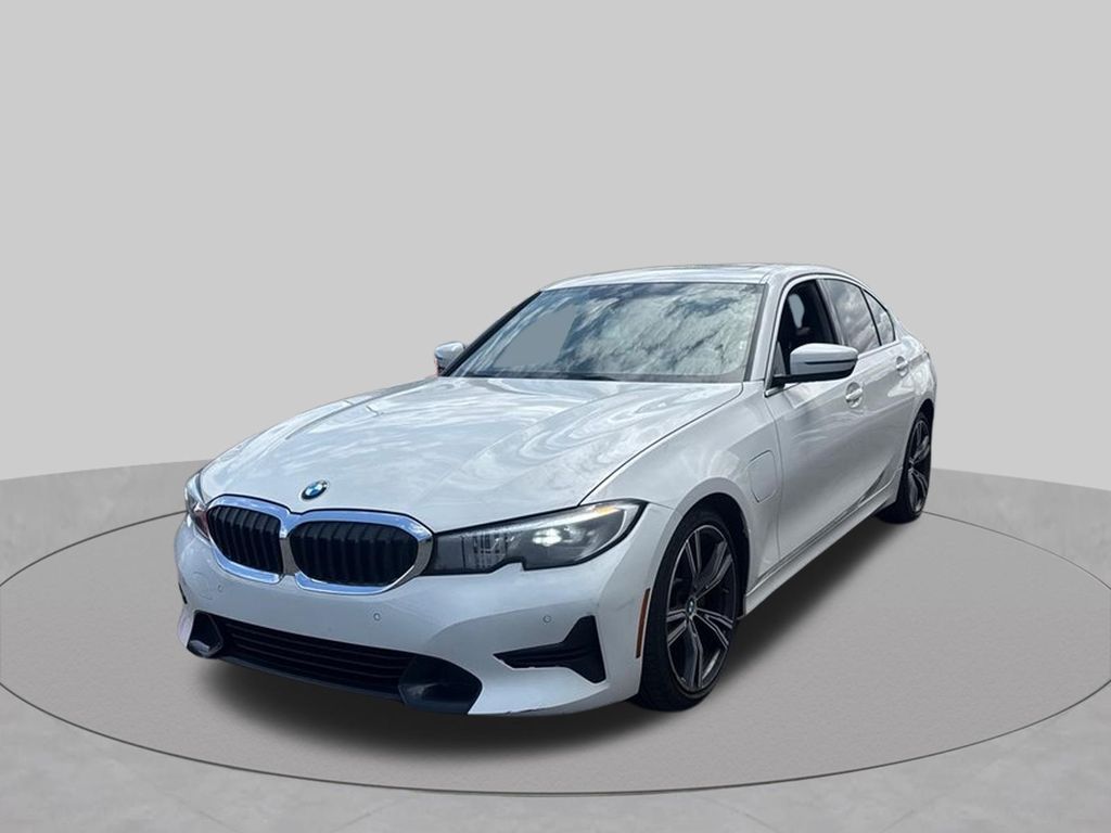 Alpine White 2021 BMW 3 Series Sedan All-Wheel Drive 8-Speed Automatic