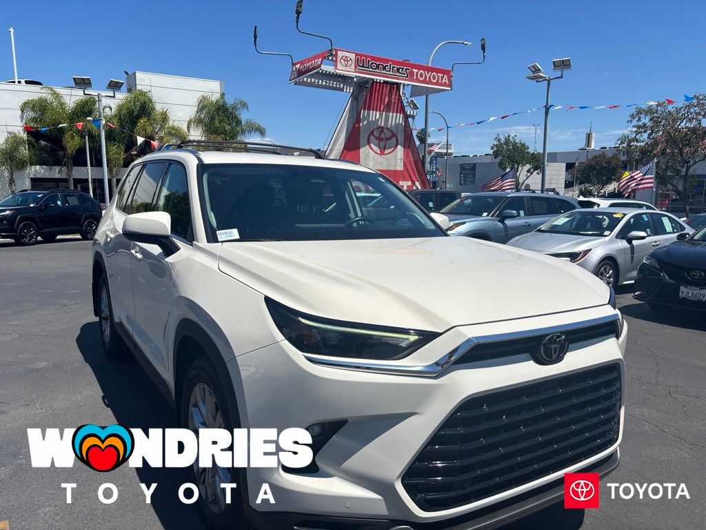 White 2024 Toyota Grand Highlander Hybrid Limited AWD SUV / Crossover All-Wheel Drive Continuously Variable Transmission