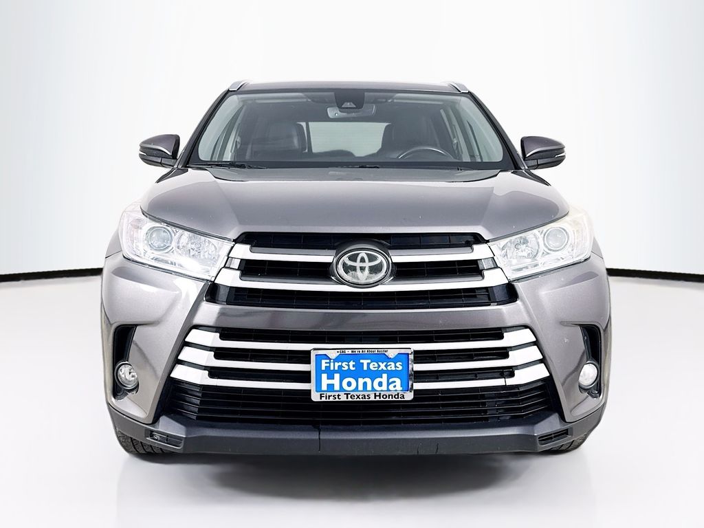 Used Car 2018 Toyota Highlander  For Sale Under $20,000 In Austin, Texas