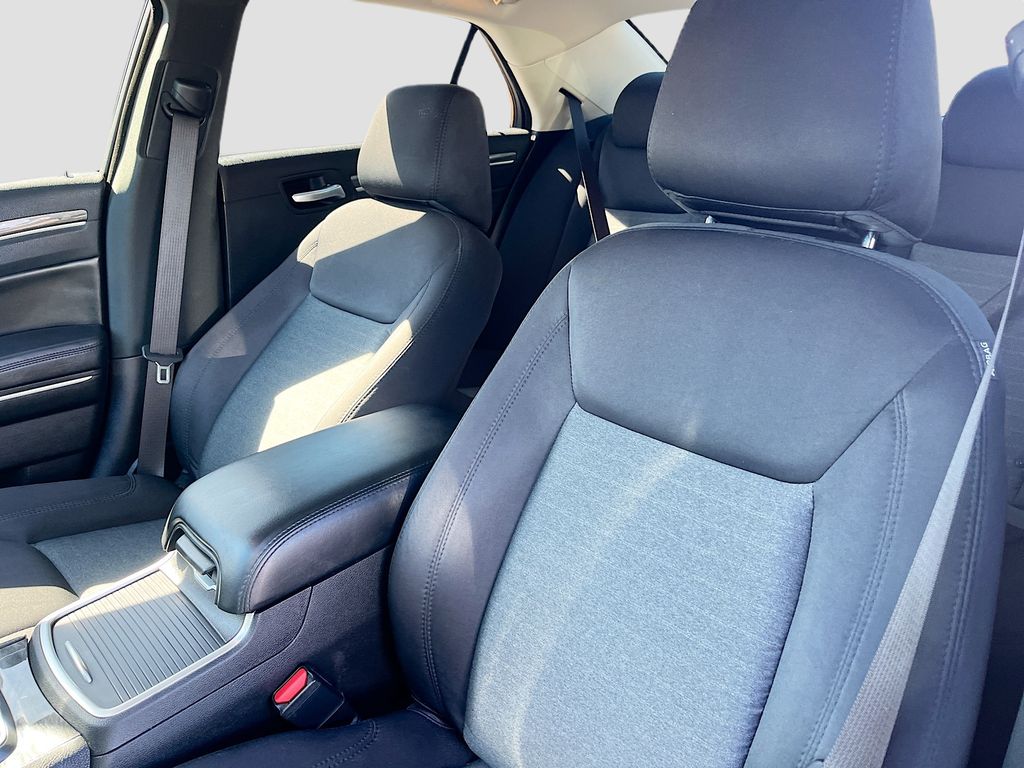 Used 2022 Gray Chrysler Touring image 20