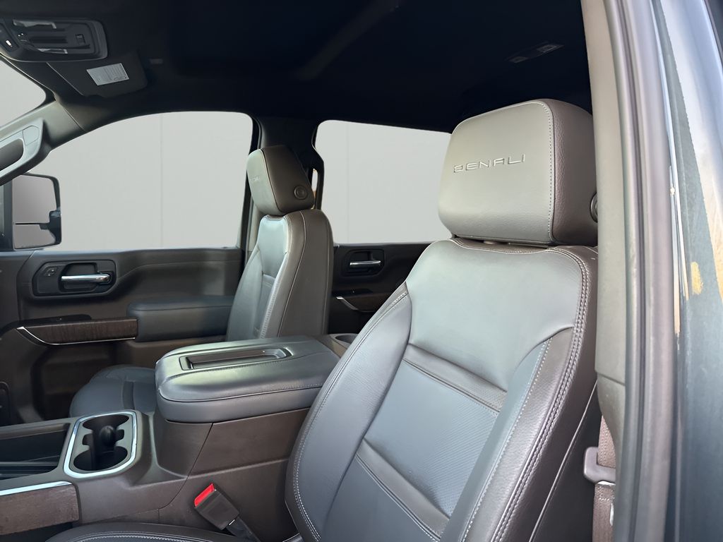 Used Car 2022 Gmc Sierra 2500hd  Denali For Sale Under $70,000 In Austin, Texas