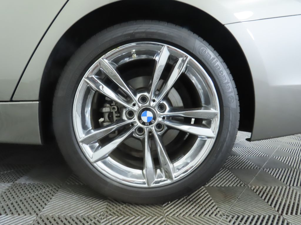 Thumbnail: 2018 BMW 3 Series - 31