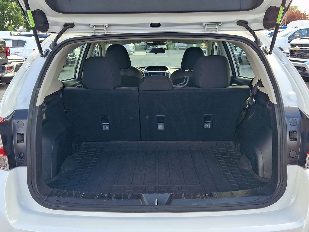 2017 Subaru Impreza 2.0i White at Subaru and VW of Moon Township