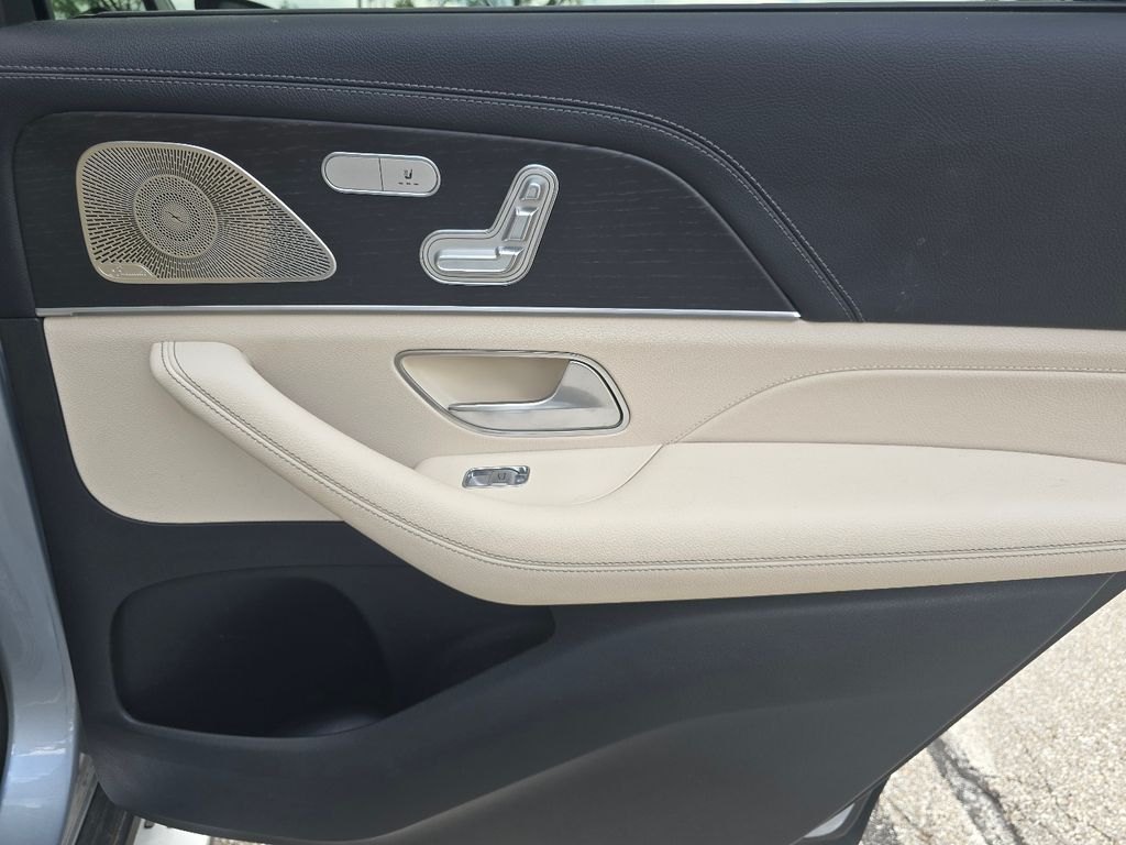 Certified Used 2025 Silver Mercedes-Benz GLS 450 image 22