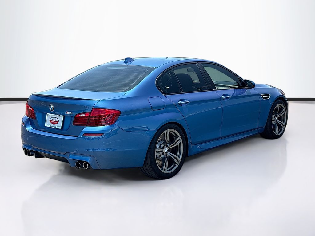 Thumbnail: 2016 BMW M5 - 5