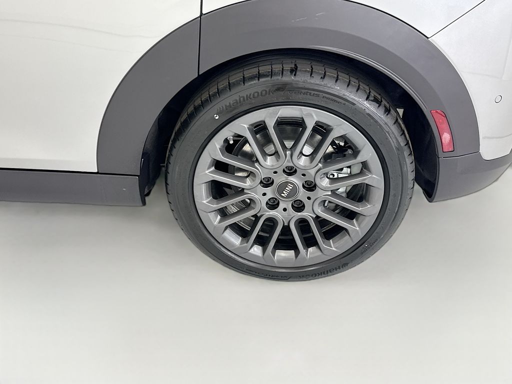 Thumbnail: 2026 MINI Cooper - 30