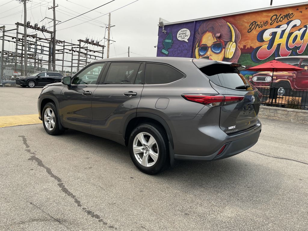 Used 2022 Toyota Highlander SUV