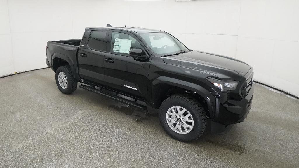 Thumbnail: 2025 Toyota Tacoma - 10