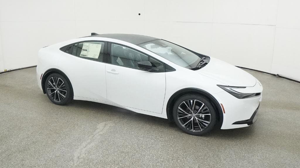 Thumbnail: 2025 Toyota Prius - 22