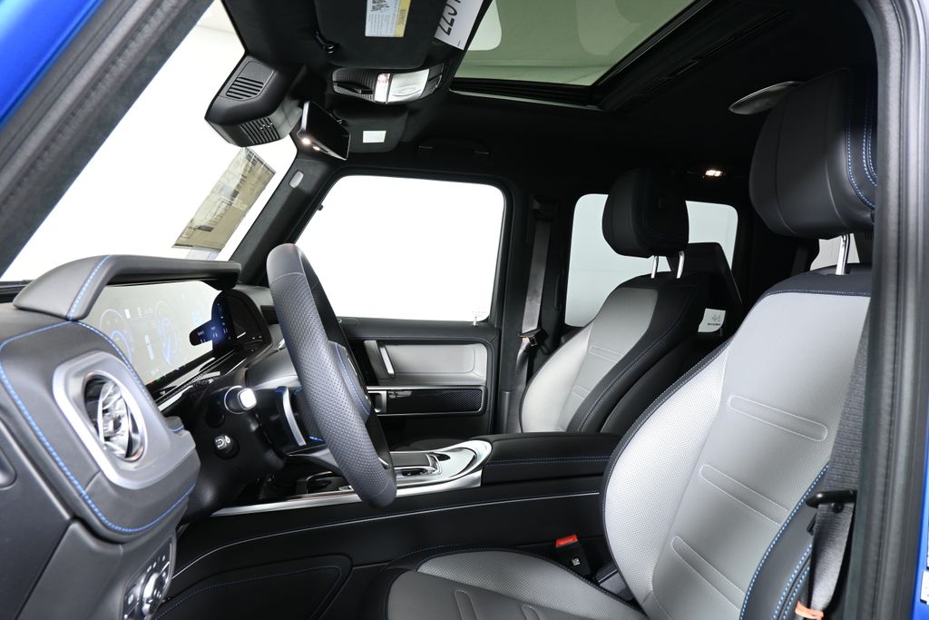 Thumbnail: 2025 Mercedes-Benz G-Class - 13