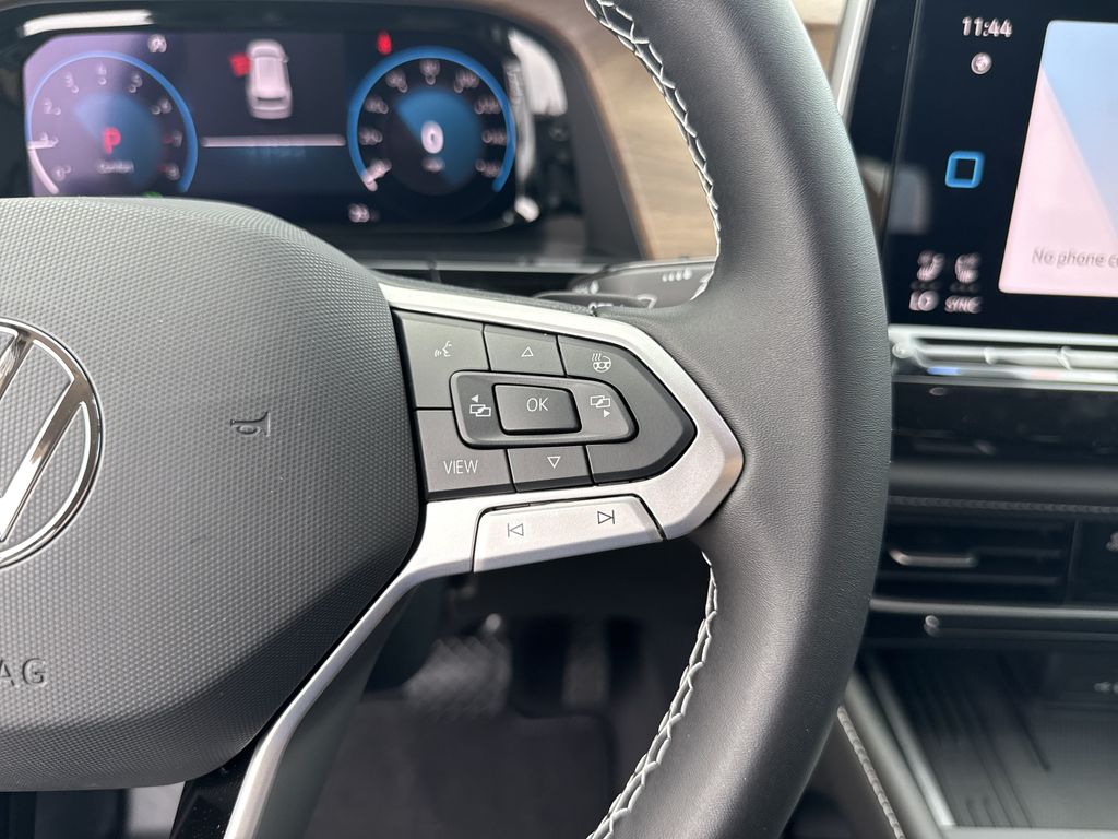 2026 Volkswagen Atlas 2.0T SE Silver at Bayshore Chrysler Jeep Dodge Ram