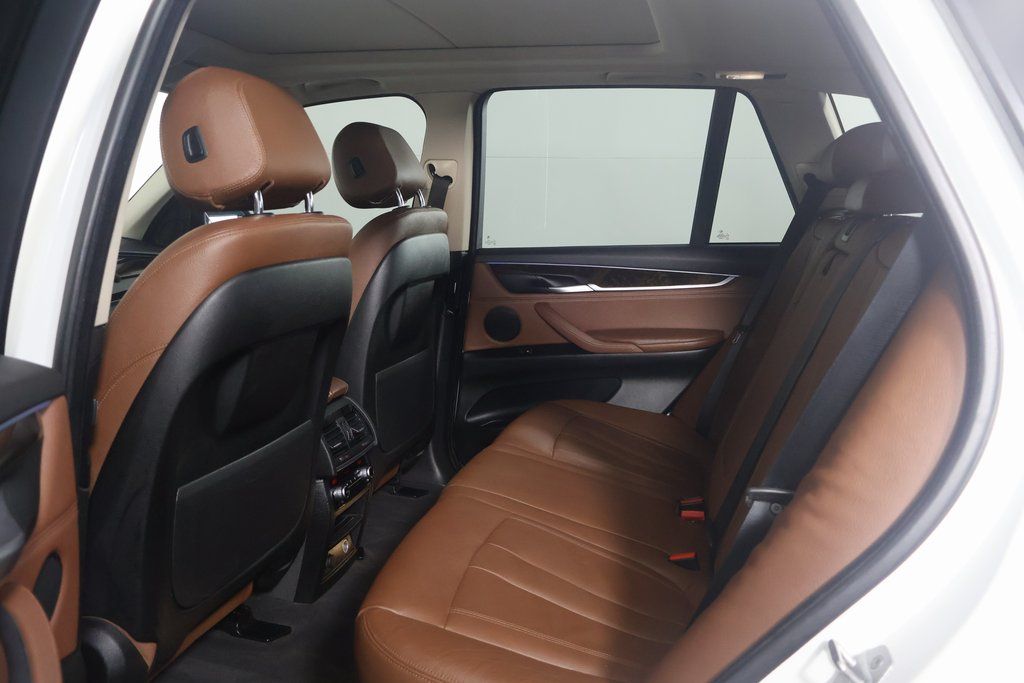 2016 BMW X5 xDrive40e 11