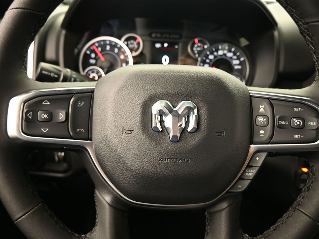 New 2026 Diamond Black Crystal Pearlcoat Ram Big Horn/Lone Star image 26