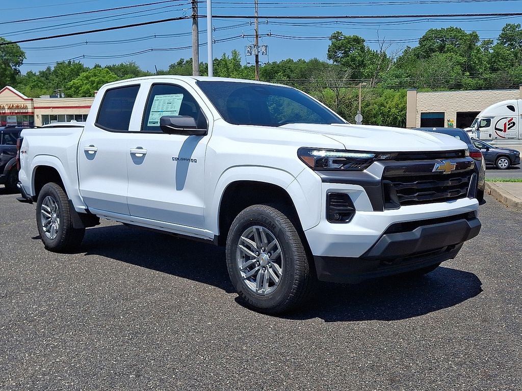 new 2025 Chevrolet Colorado car, priced at $42,460