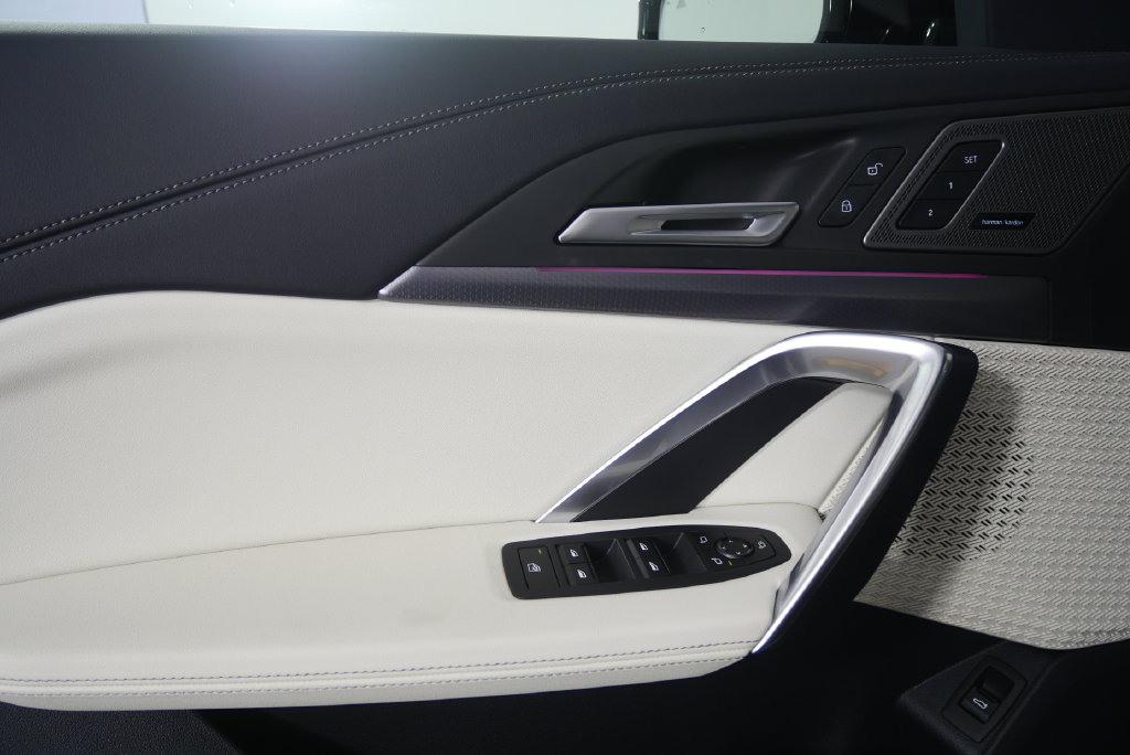 Thumbnail: 2026 BMW X1 - 8