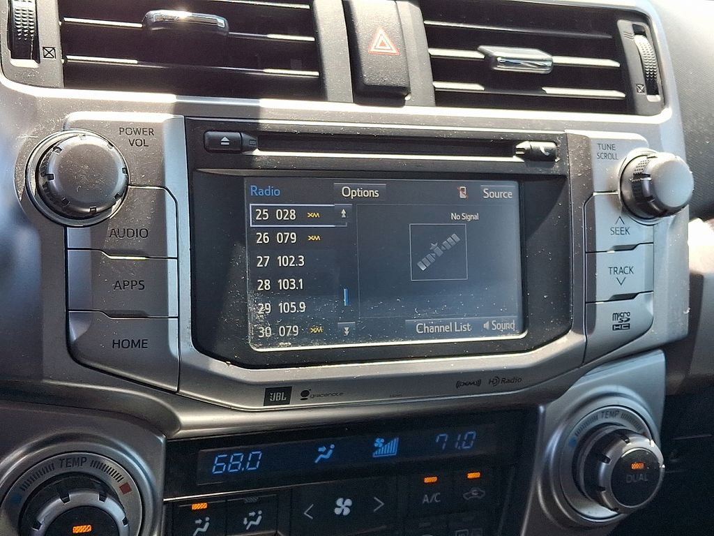 2018 Toyota 4Runner — photo 18