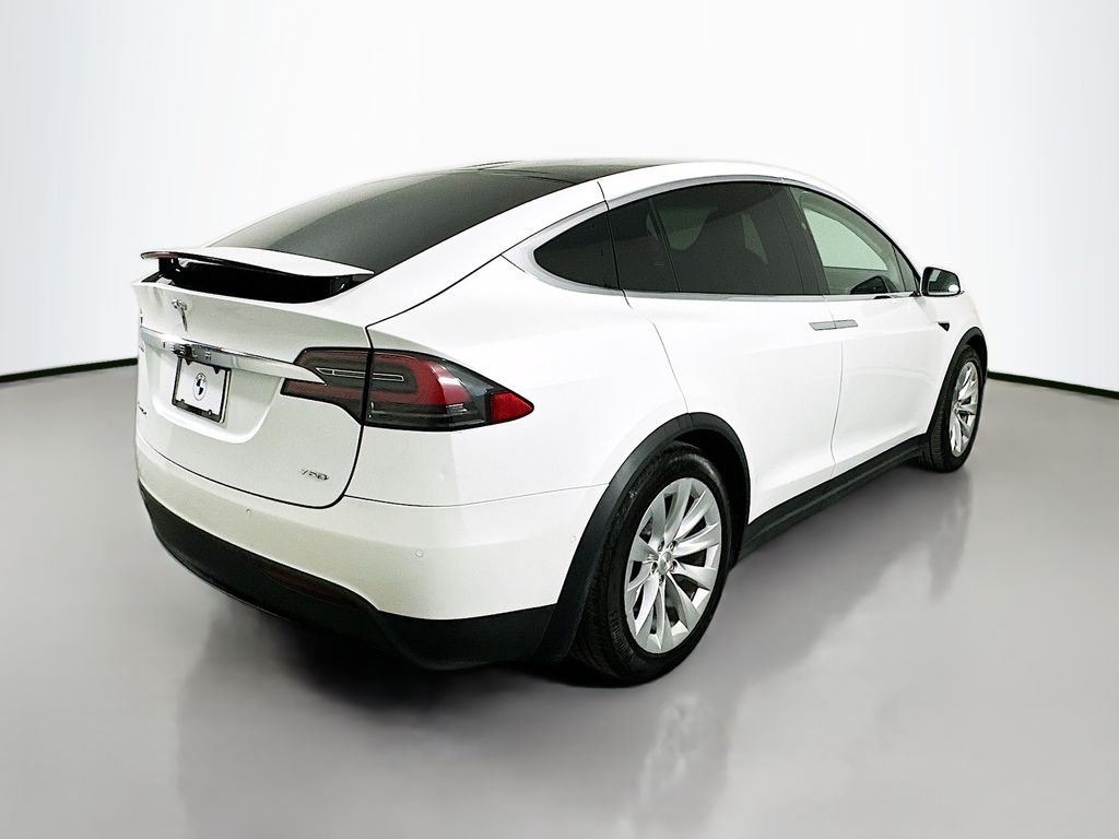 Thumbnail: 2018 Tesla Model X - 5