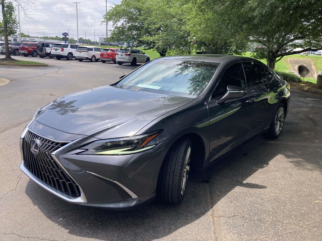 Used 2022 Gray Lexus 300h Ultra Luxury image 6