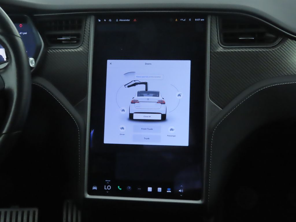 Thumbnail: 2020 Tesla Model X - 22