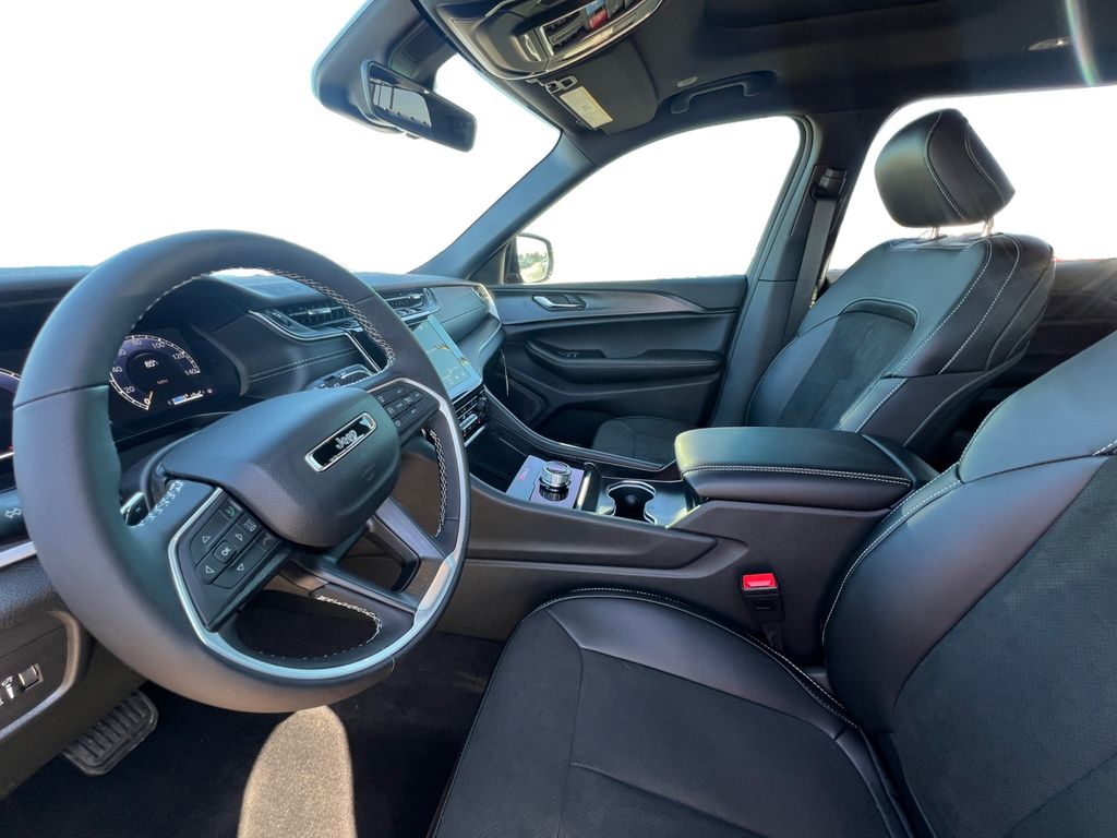 New Car 2025 Jeep Grand Cherokee L  Altitude X For Sale Under $50,000 In Austin, Texas