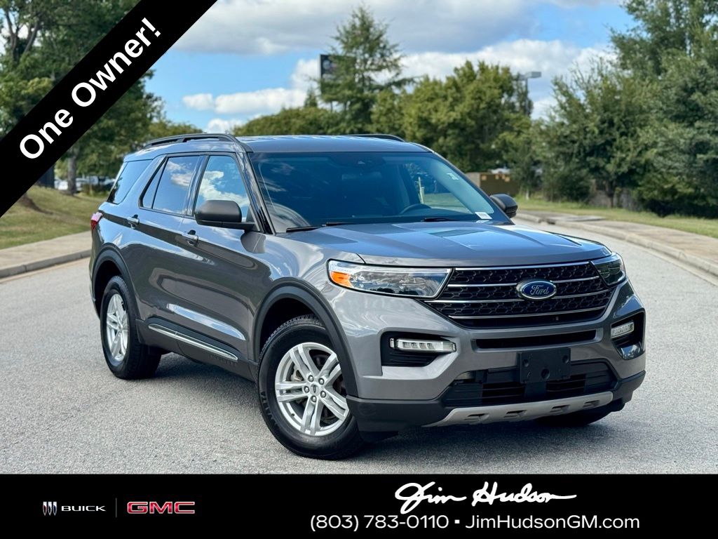 2022 Ford Explorer XLT's photo