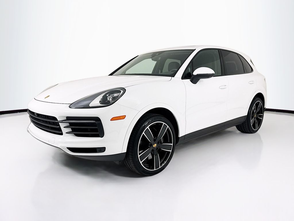 White 2023 Porsche Cayenne Platinum Edition AWD SUV / Crossover All-Wheel Drive 8-Speed Automatic
